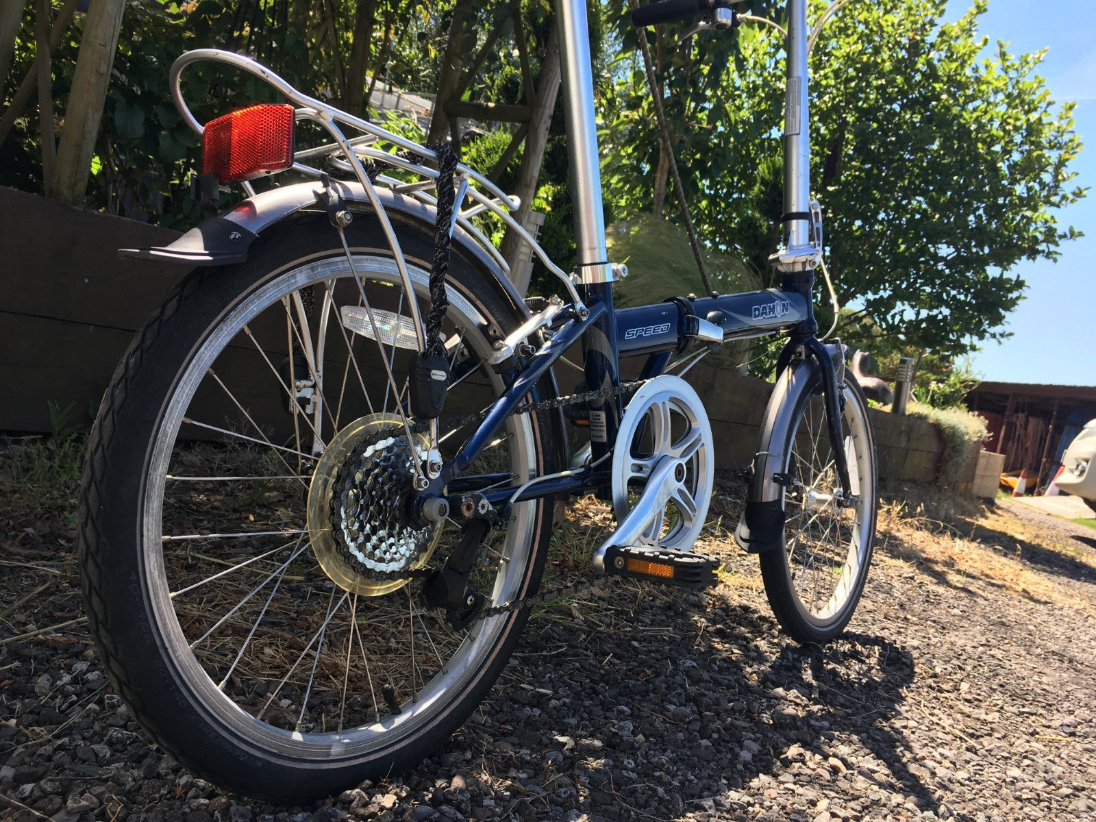 Dahon Speed D7 Folding Bike 7-Speed with brand specific carrier bag. DECENT