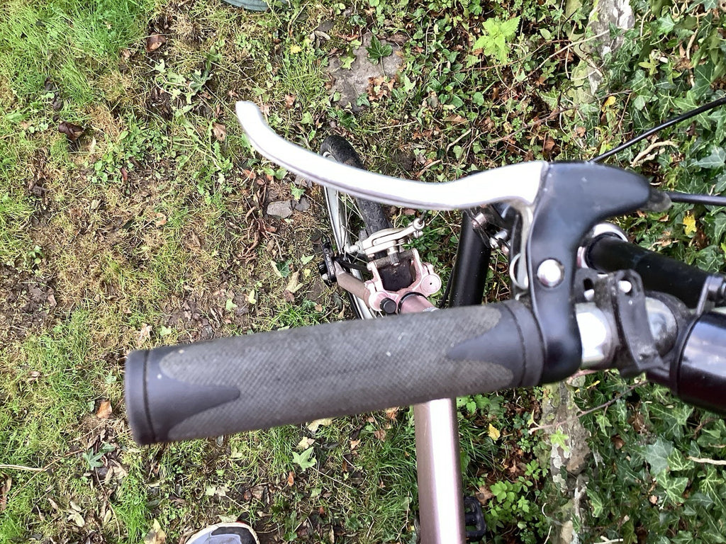 Mezzo Alloy Folding Bike 11~12 Kg Great Pre Owned Condition 9 Gears Barely  Pink