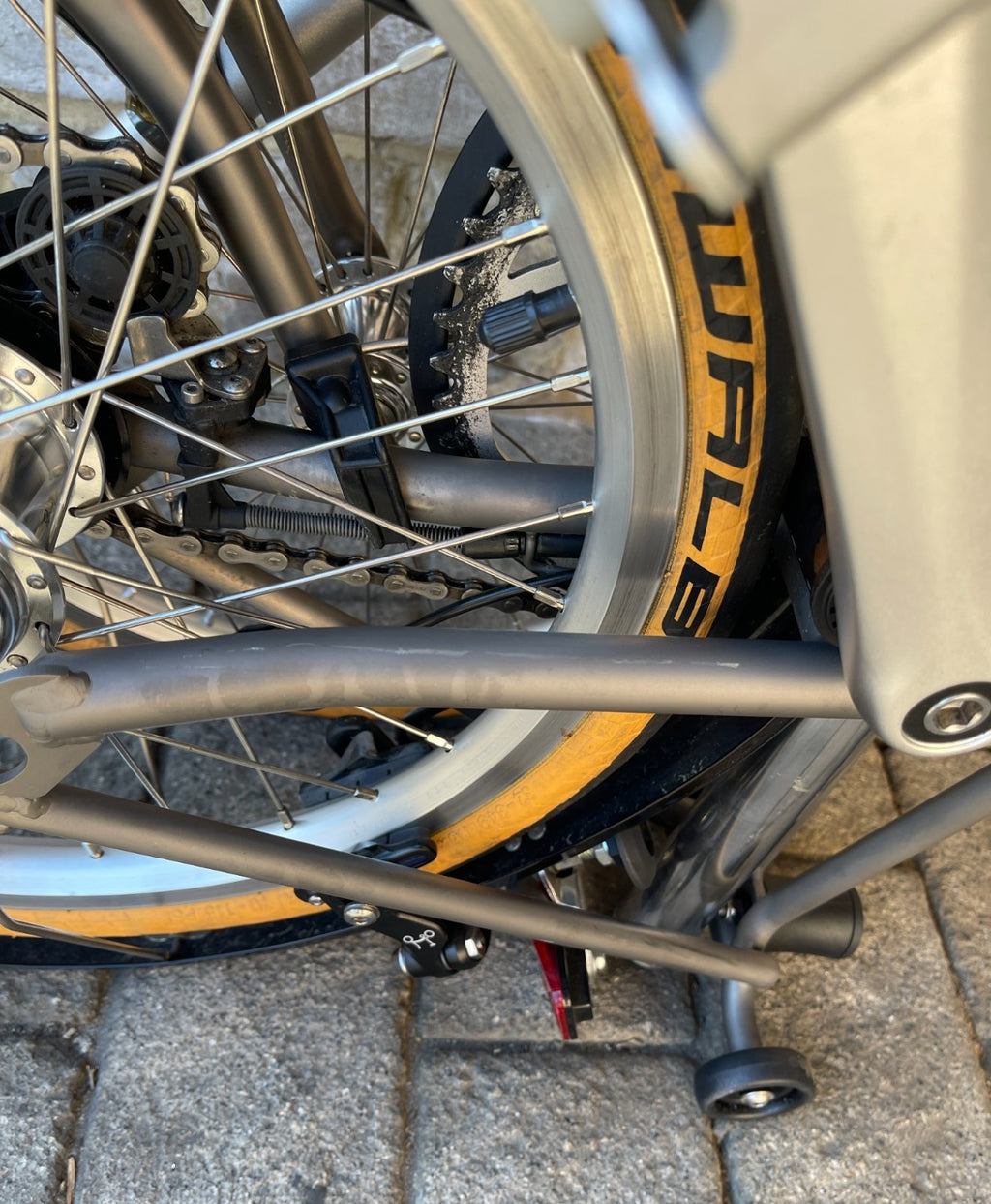 Brompton Raw Lacquer Superlight - Titanium - RARE S6L-X WORLD POSTAGE - STUNNING