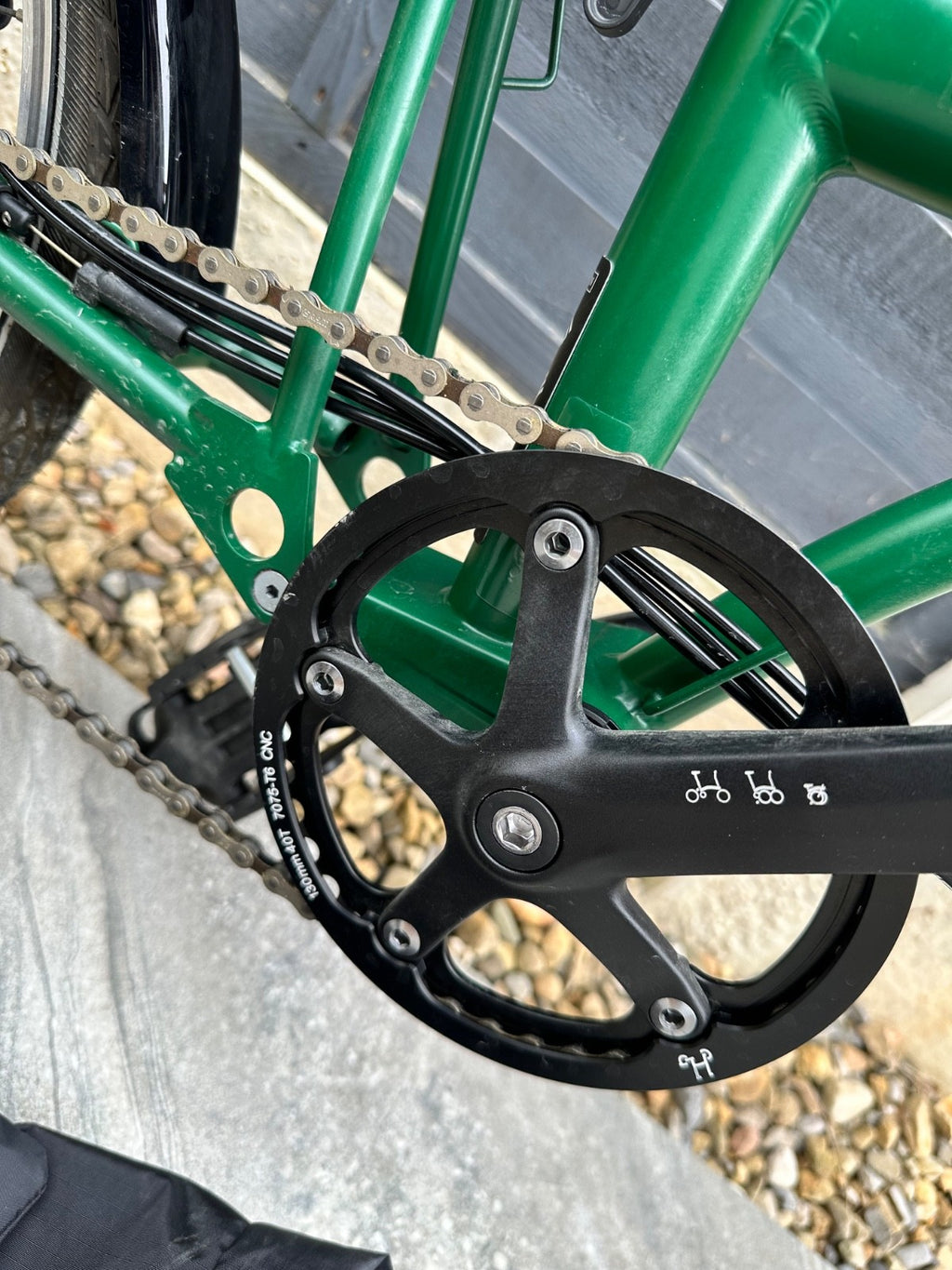 Brompton C Line Explore 2023 Racing Green  6 Speed - with storage bag