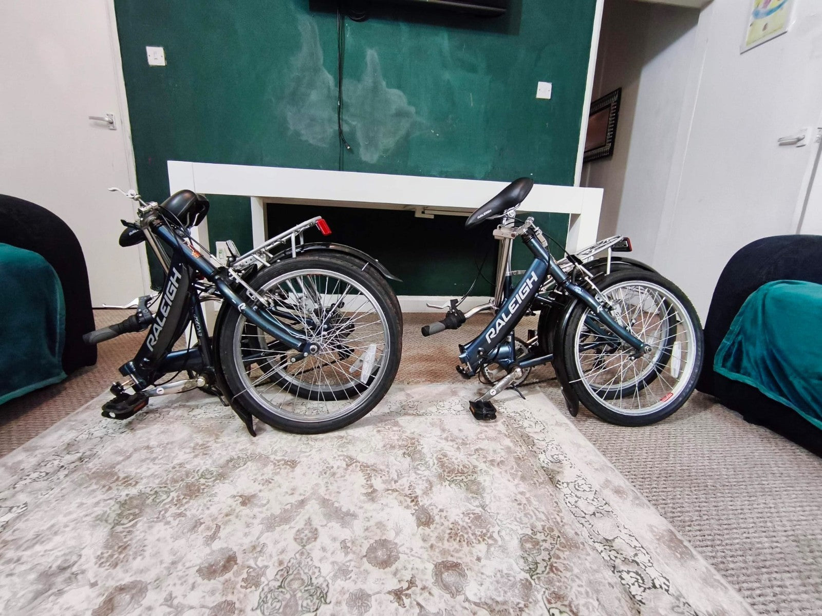 Raleigh Evo7 SP Folding Bike , 20” wheels. Fully working