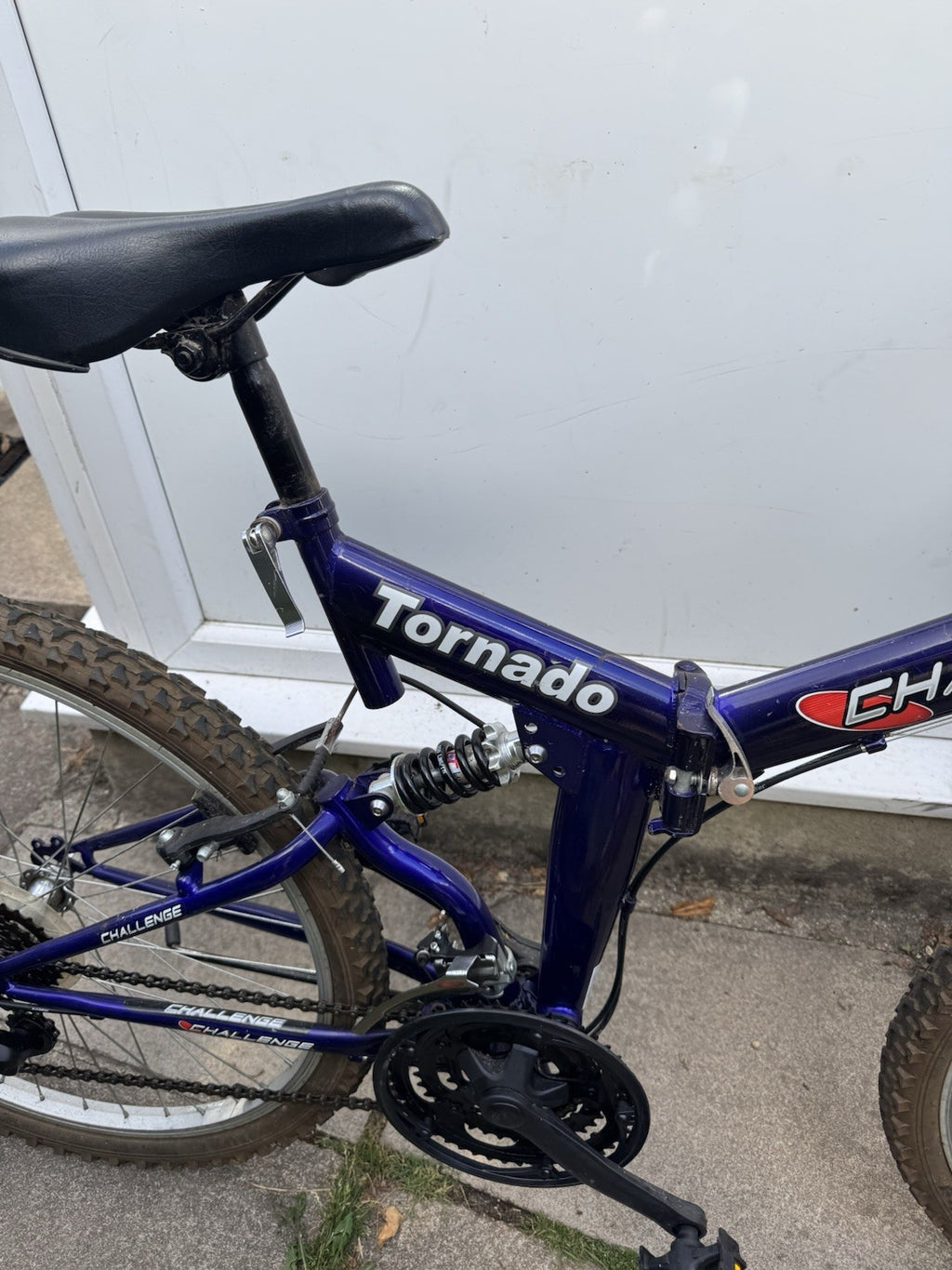 Tornado Challenge Unisex Folding Bike