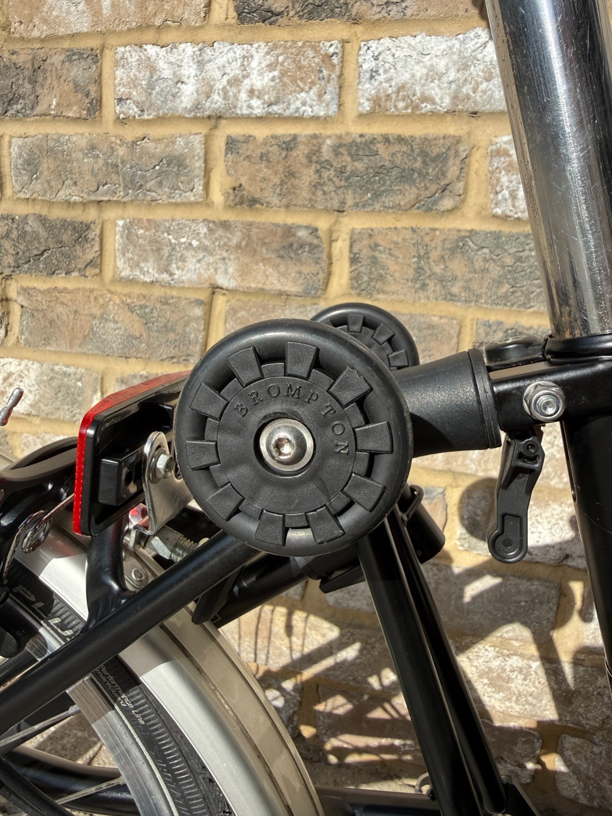 Brompton Black C Line 6 Speed Mid Handlebar - M6L - Worldwide Shipping