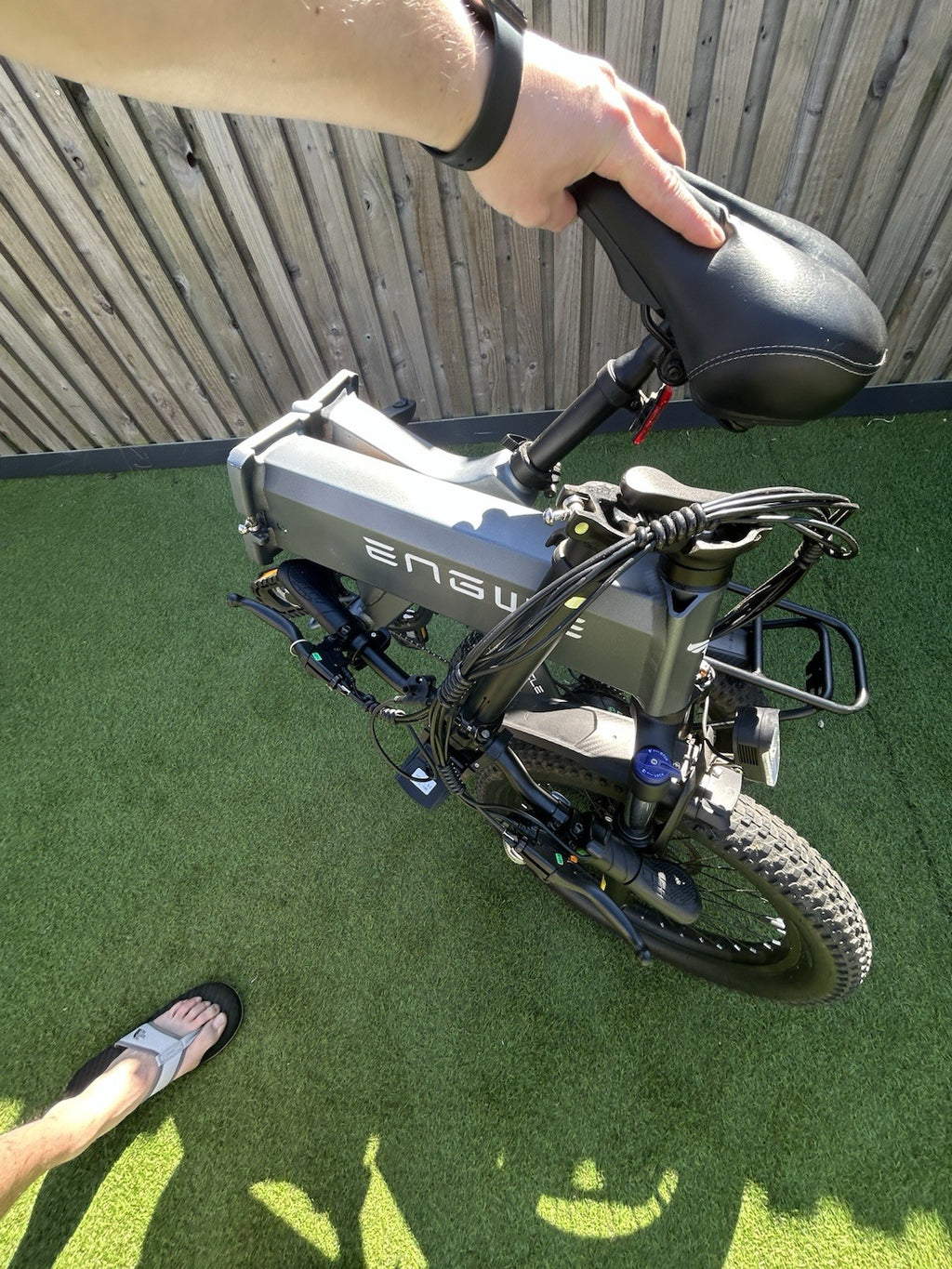 ENGUIE Model Hybrid/Electric Fold Up City Bike. Used Good Condition Grey Frame