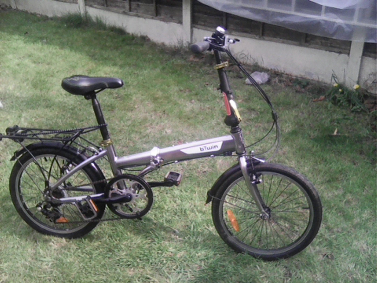 adult fold up bike 20 in wheels shimano gears