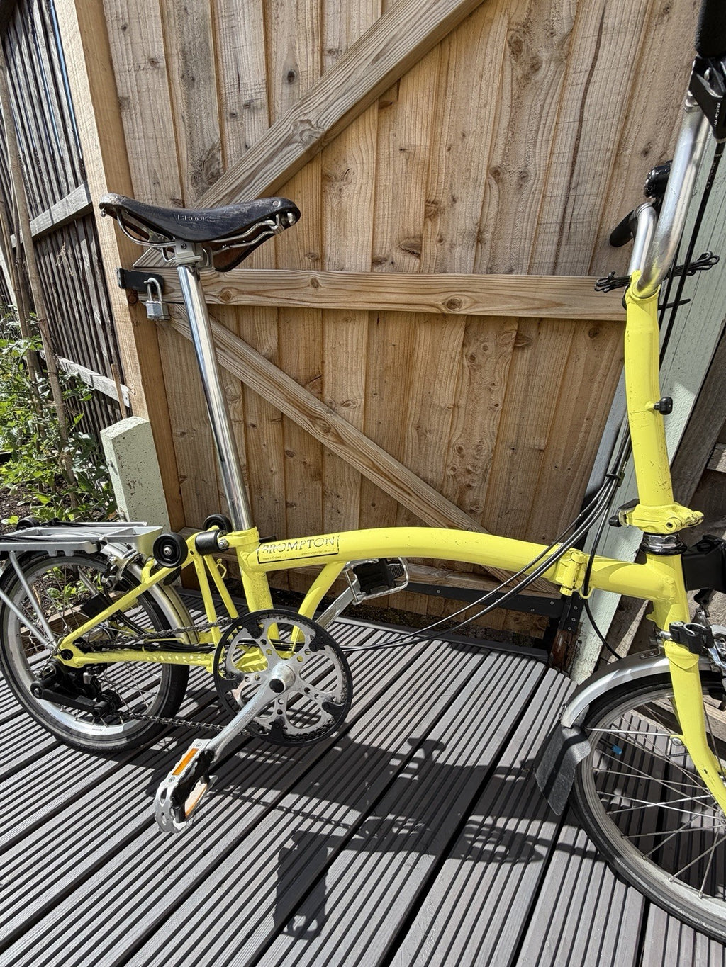 Brompton M6R Folding Bike - 6 Speeds - Yuzu Lime Rear Rack Carrier Block