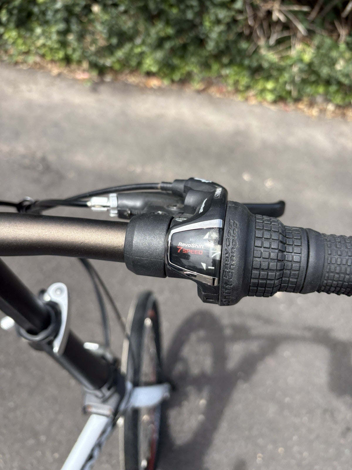Folding Adults Bike Shimano 7 Speed , 20 Inch Wheels and Disc Brakes