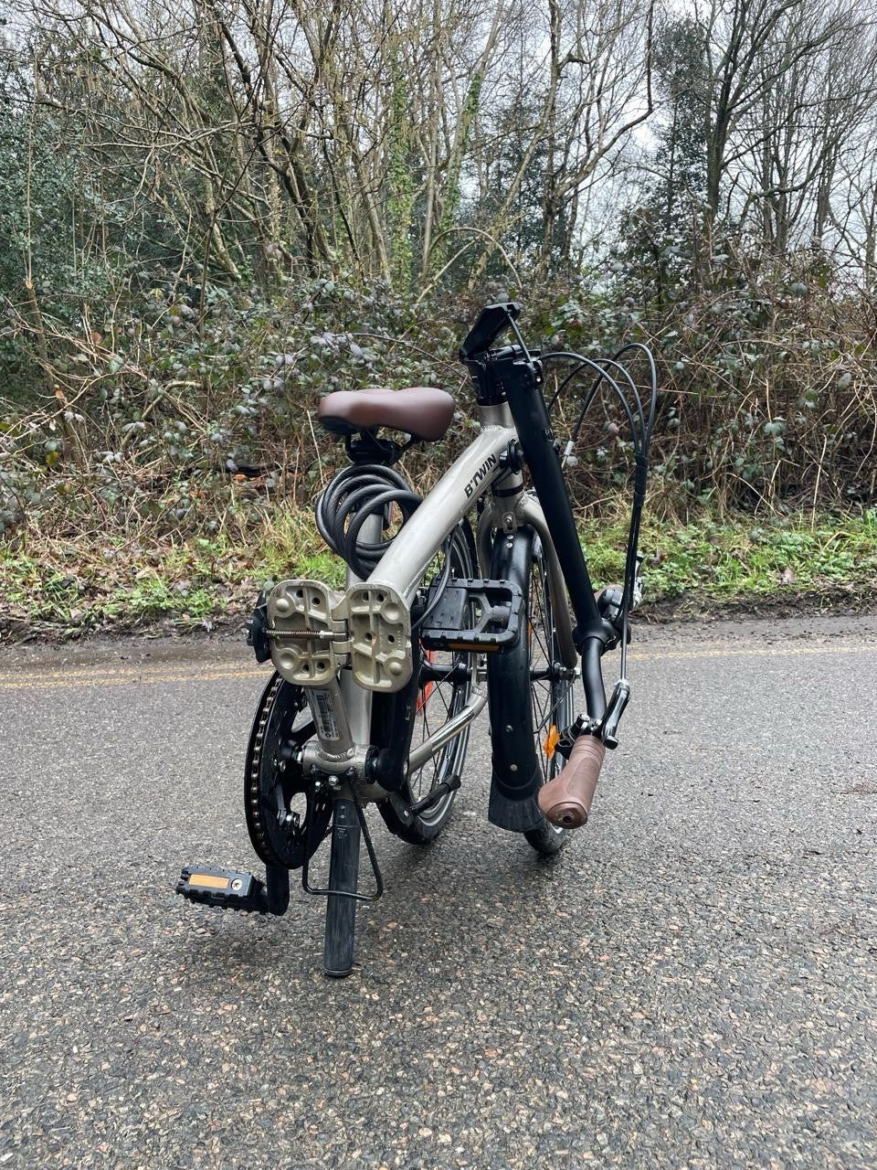 BTWIN Folding Bike Fold 500 Black Colour,brown Seat