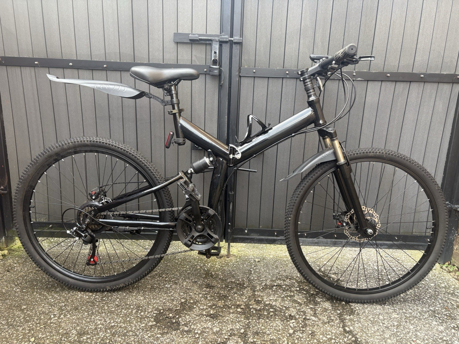 Folding mountain bike