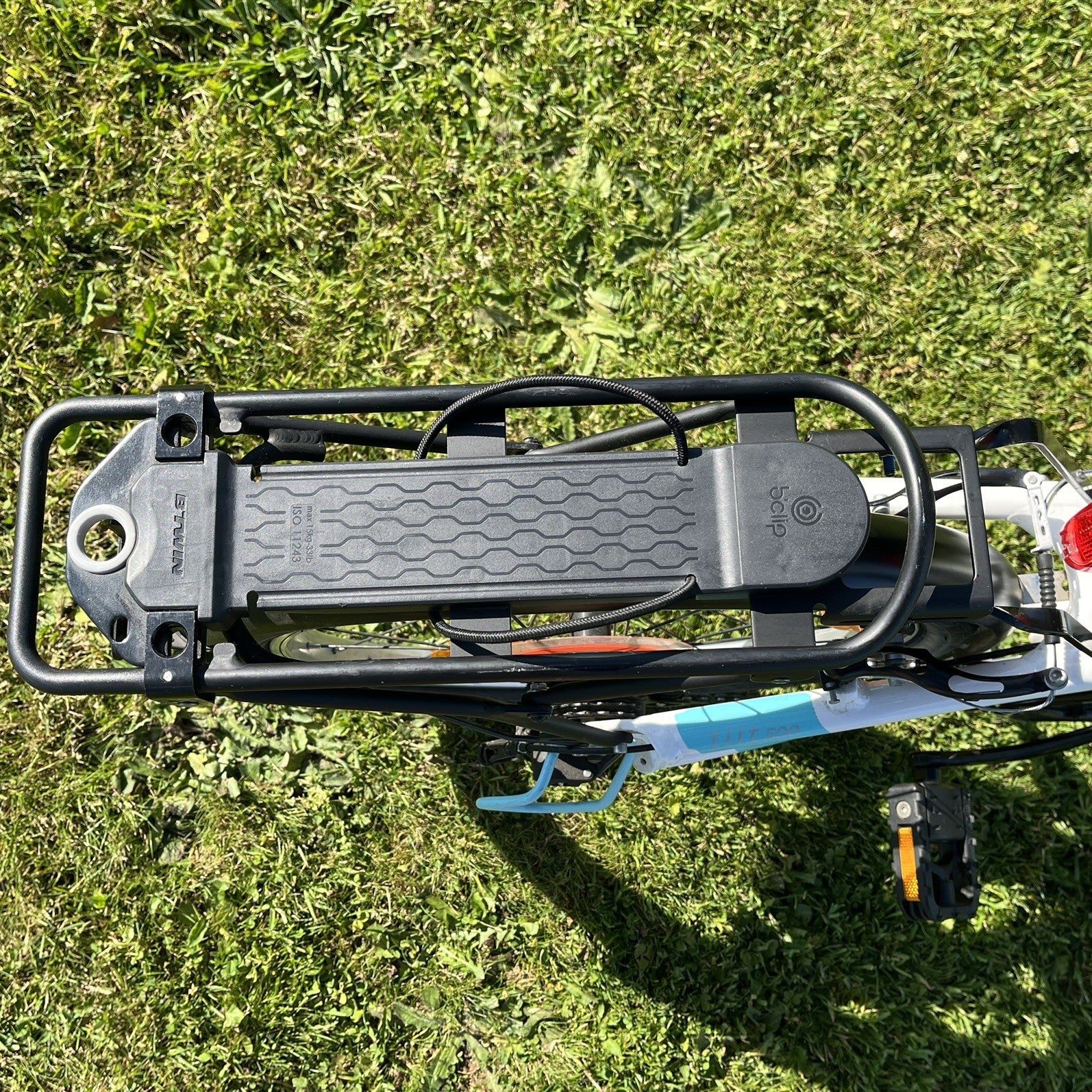 BTwin Tilt 500 lightweight aluminium Folding Bike – White – Great Condition