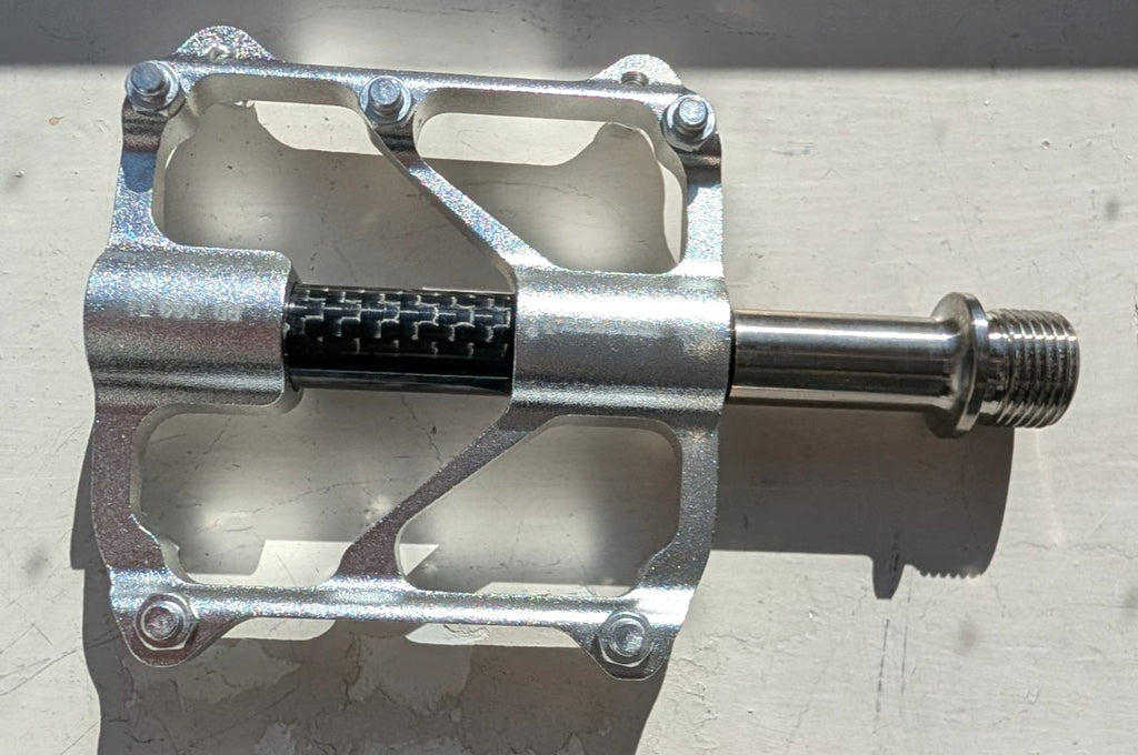 Aceoffix PD069 Pedals. 3 Bearings, Ti Alloy Shaft, left side QR - suit Brompton
