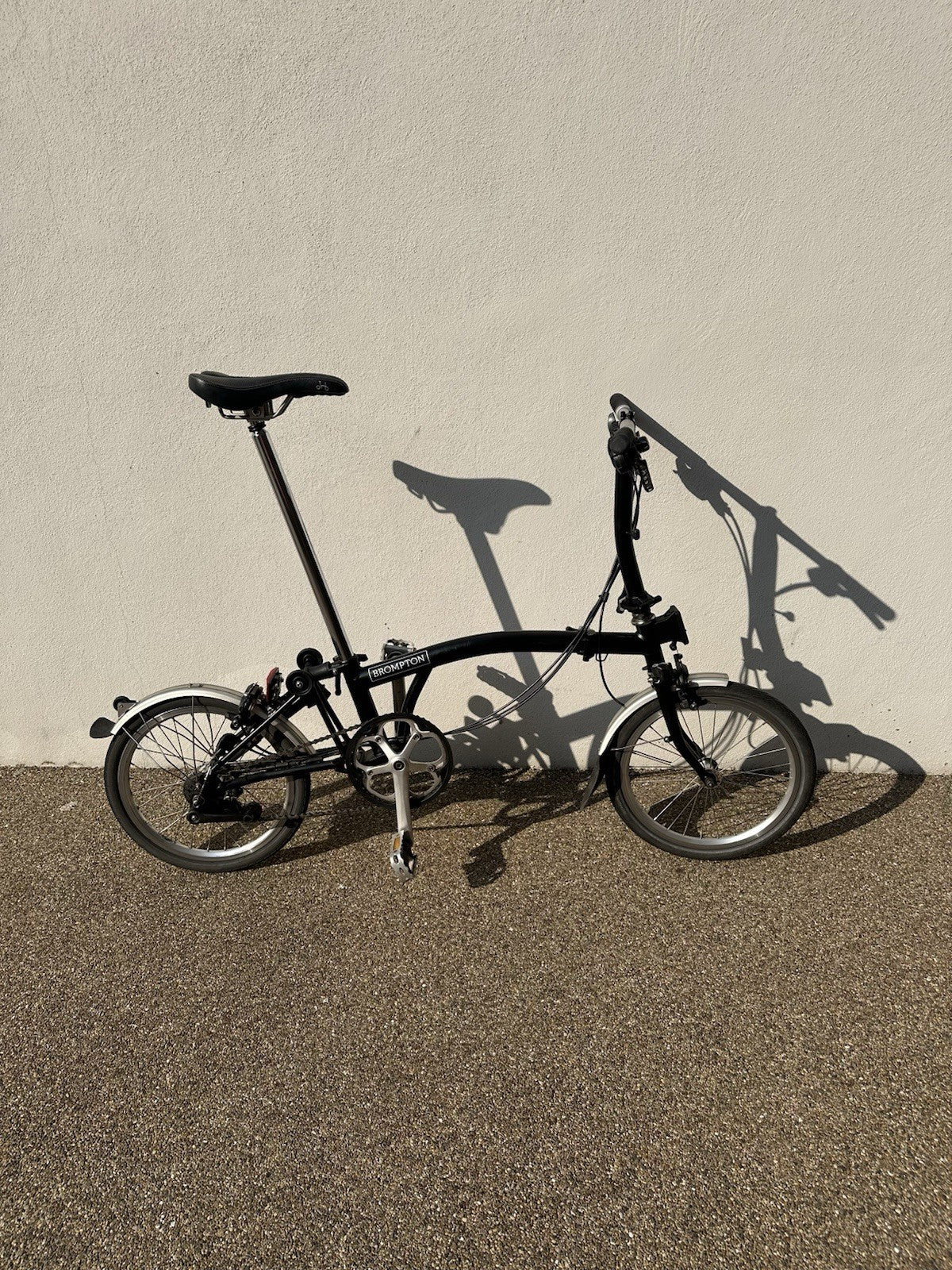 Brompton Folding Bike Black 2021 6 Speed - Very good condition - collection only