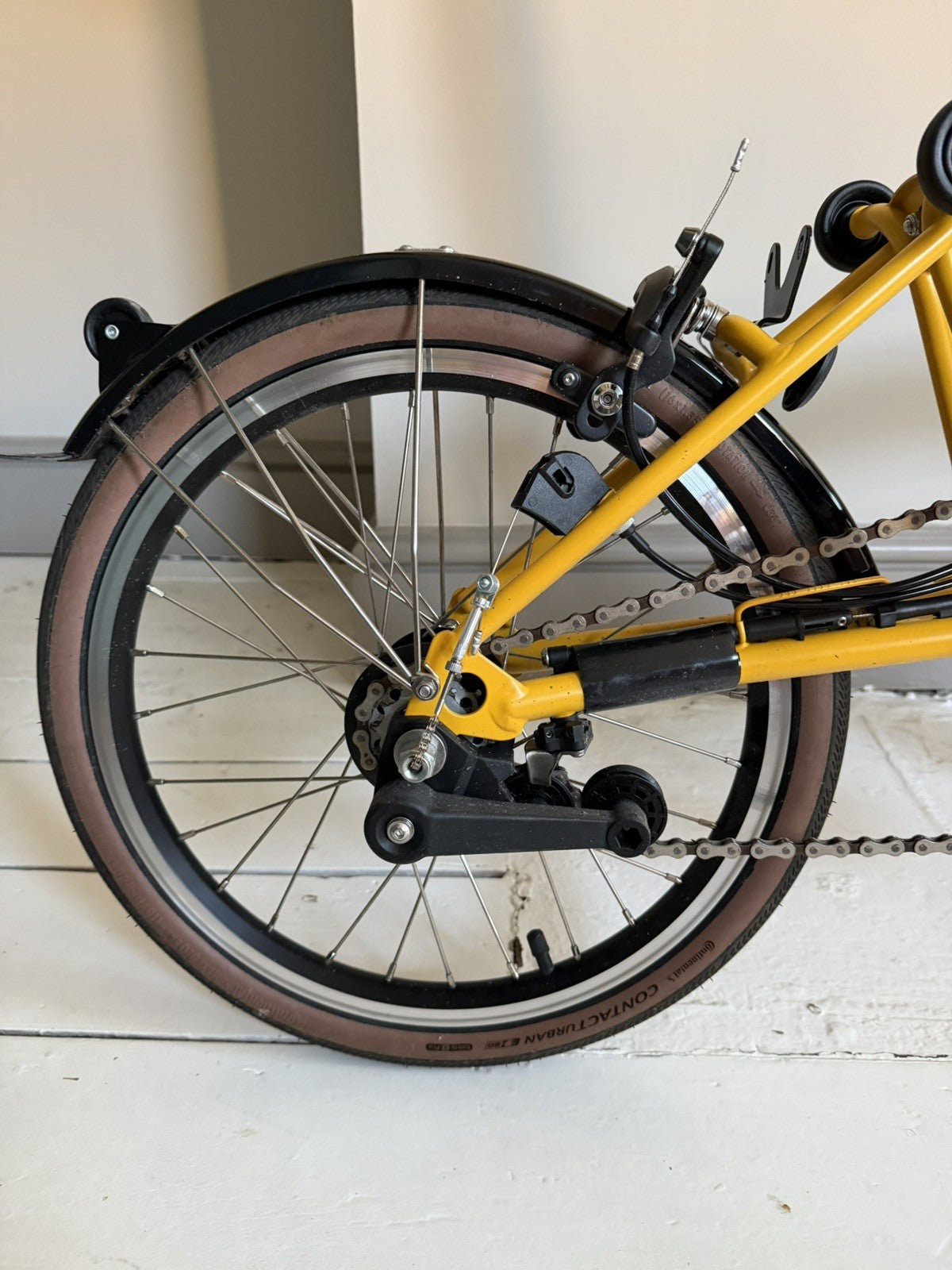 Brompton 2025 C-Line 6-speed High Handlebar - Yellow - Excellent Condition