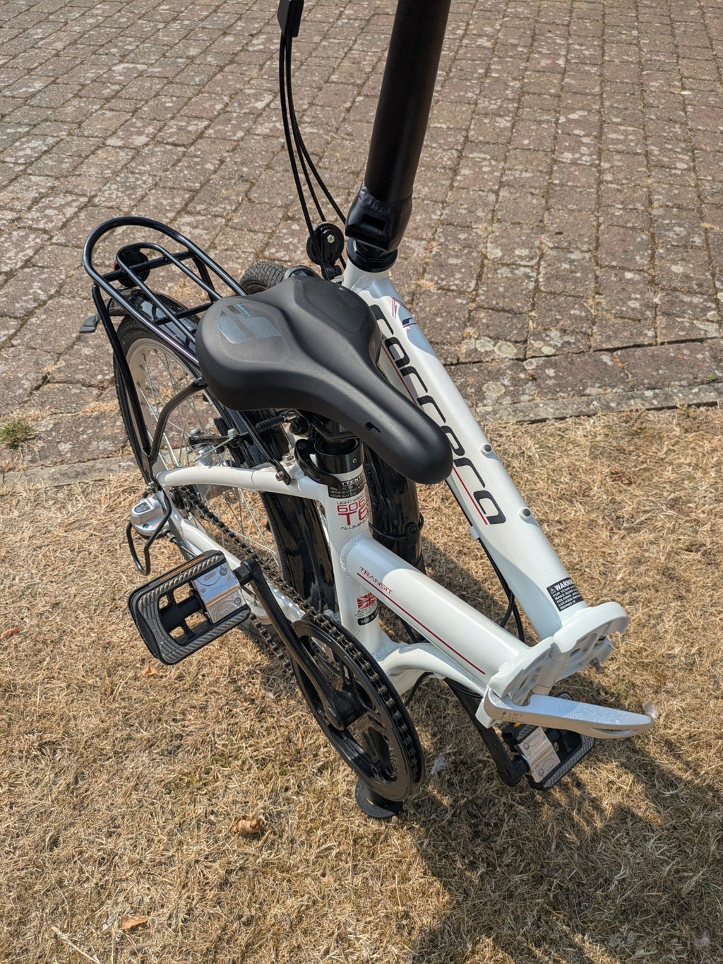 Carrera Transit Folding Bike 20in White/Black Hub Gears Rear Carrier Mudguards