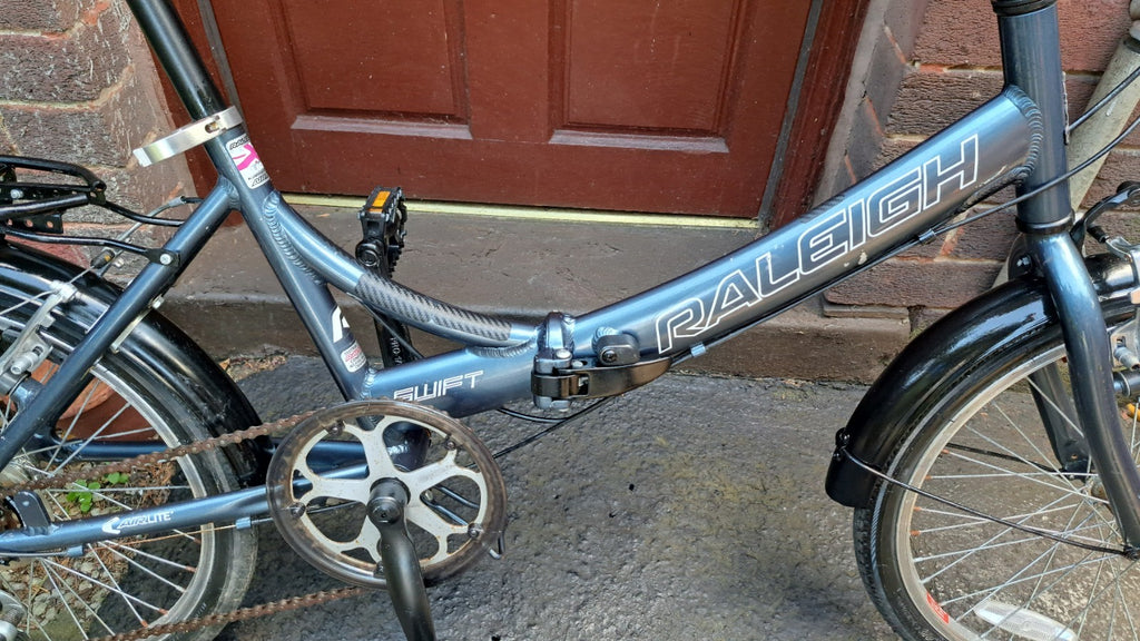 RALEIGH SWIFT FOLD UP BIKE