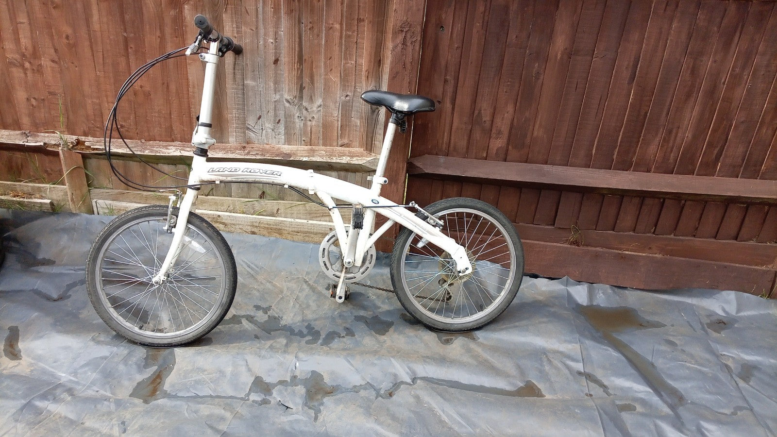 Two Land Rover City Lite Folding Bike 6 Speed Bicycle Fully Ridable With Cases