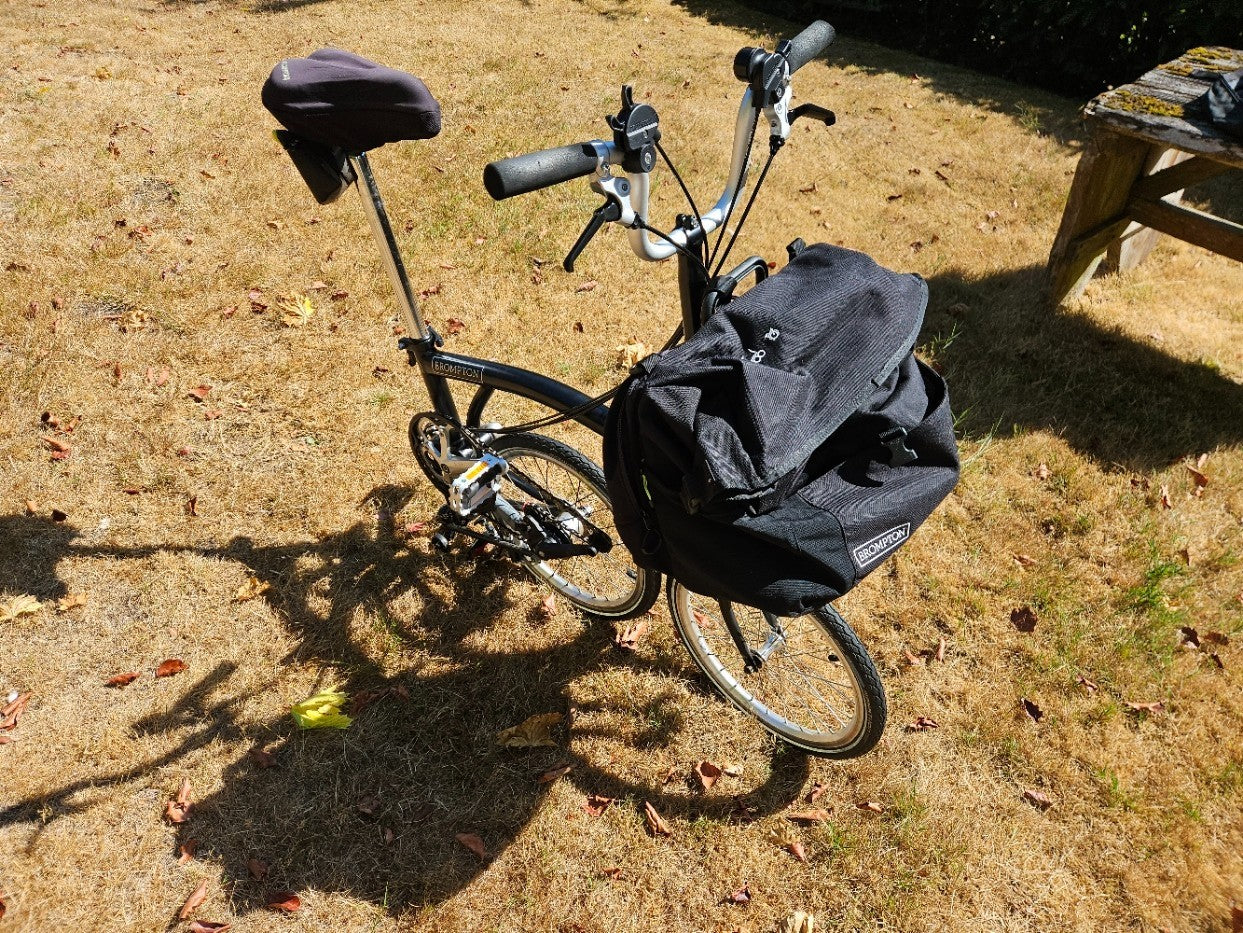 Brompton M6 folding bike with front bag
