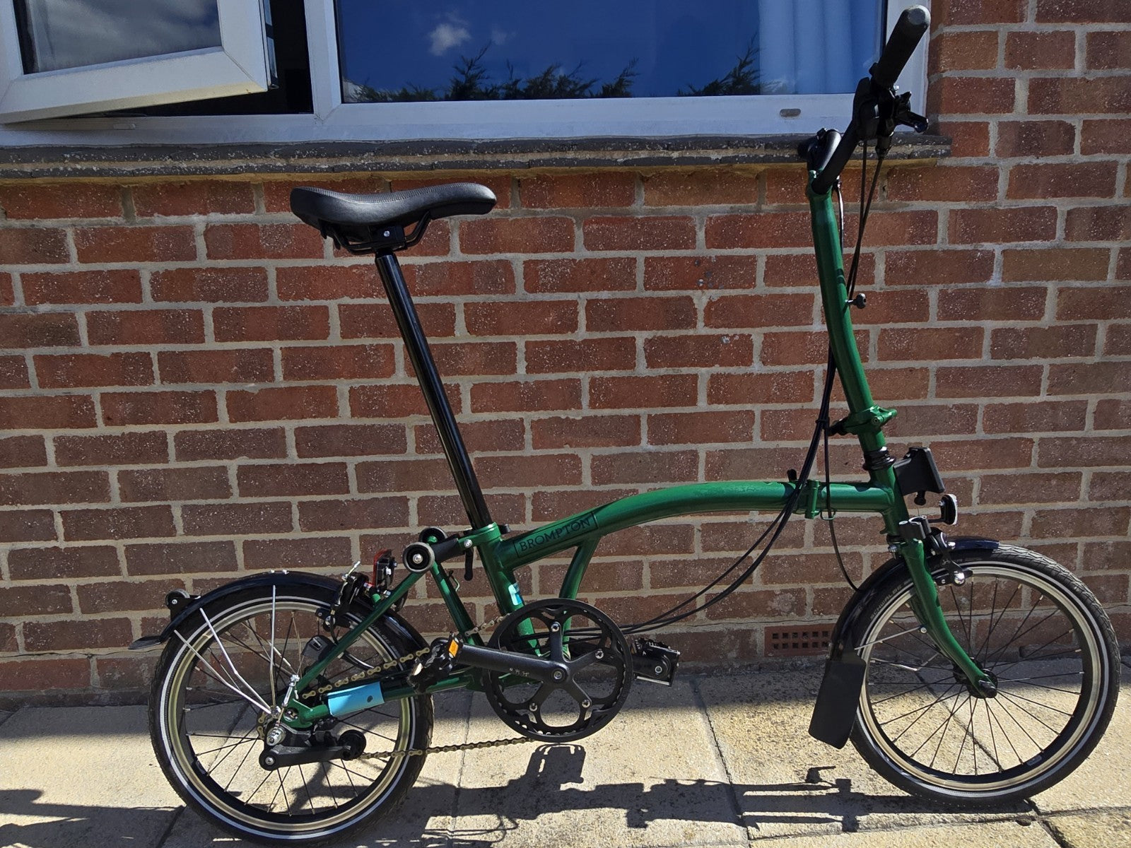 2024 Brompton C Line M6L Racing Green 6 Speed - Folding bike
