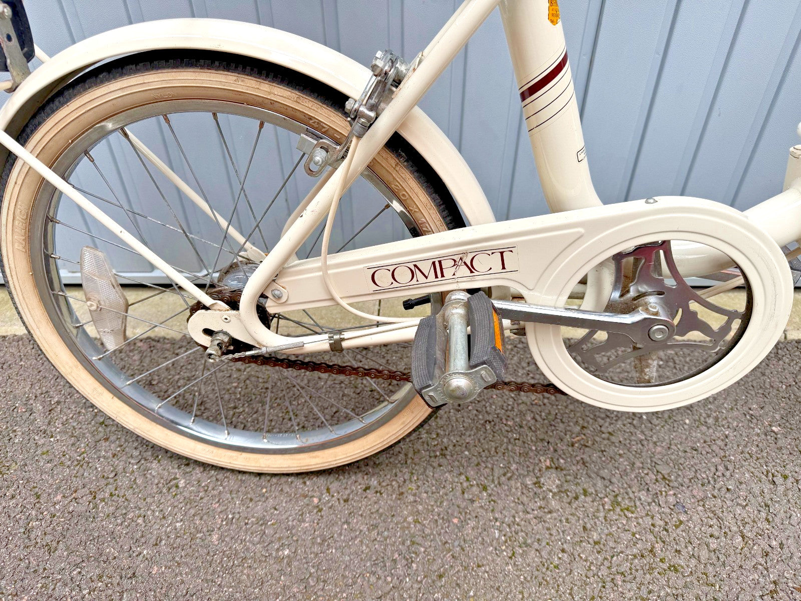 Vintage 1986 Unisex Adults Men's Women's White Raleigh Compact Folding Bike