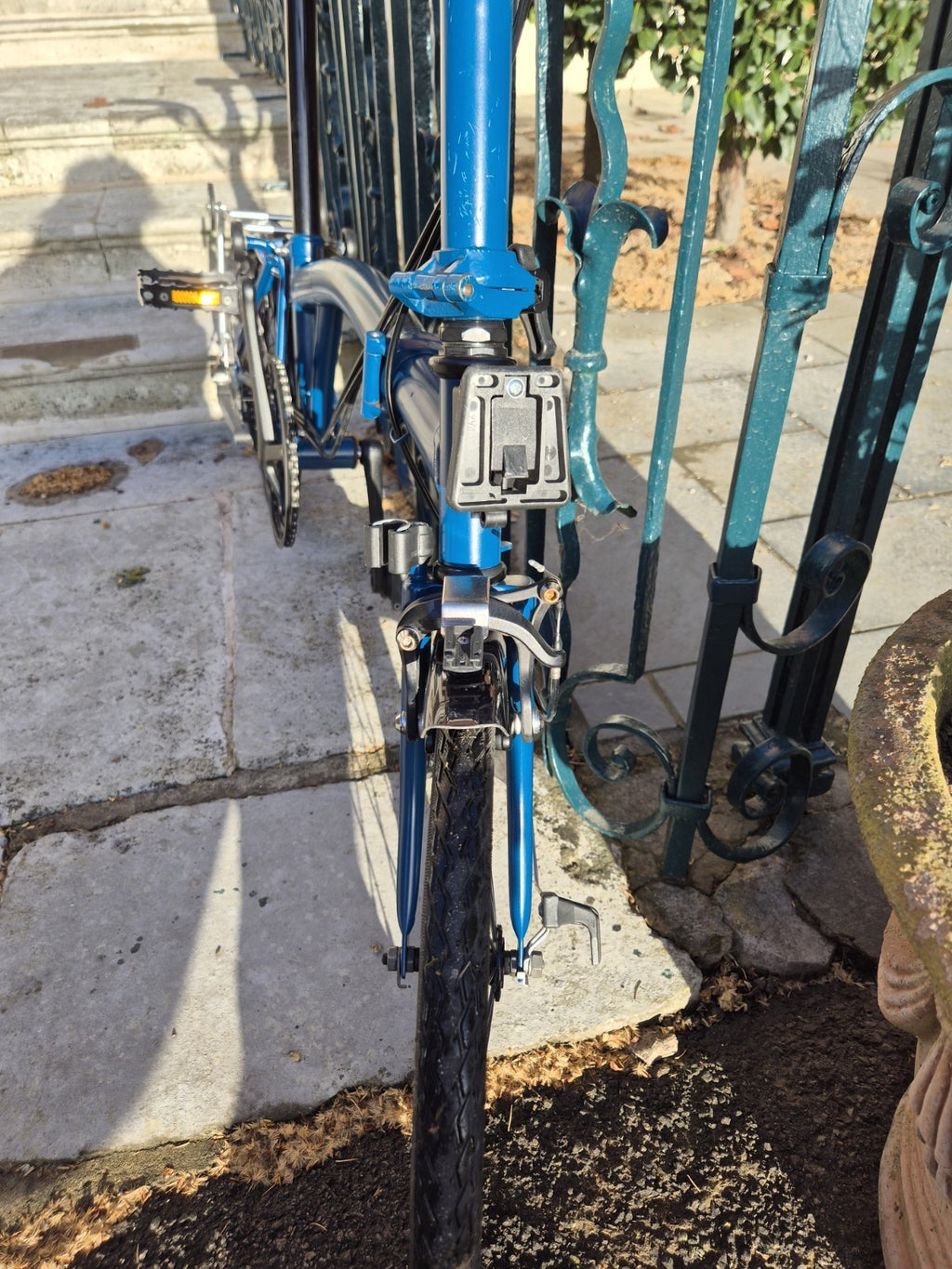 Brompton C Line 6 Speed 2024 Mid Handlebar Folding Bike - Ocean Blue