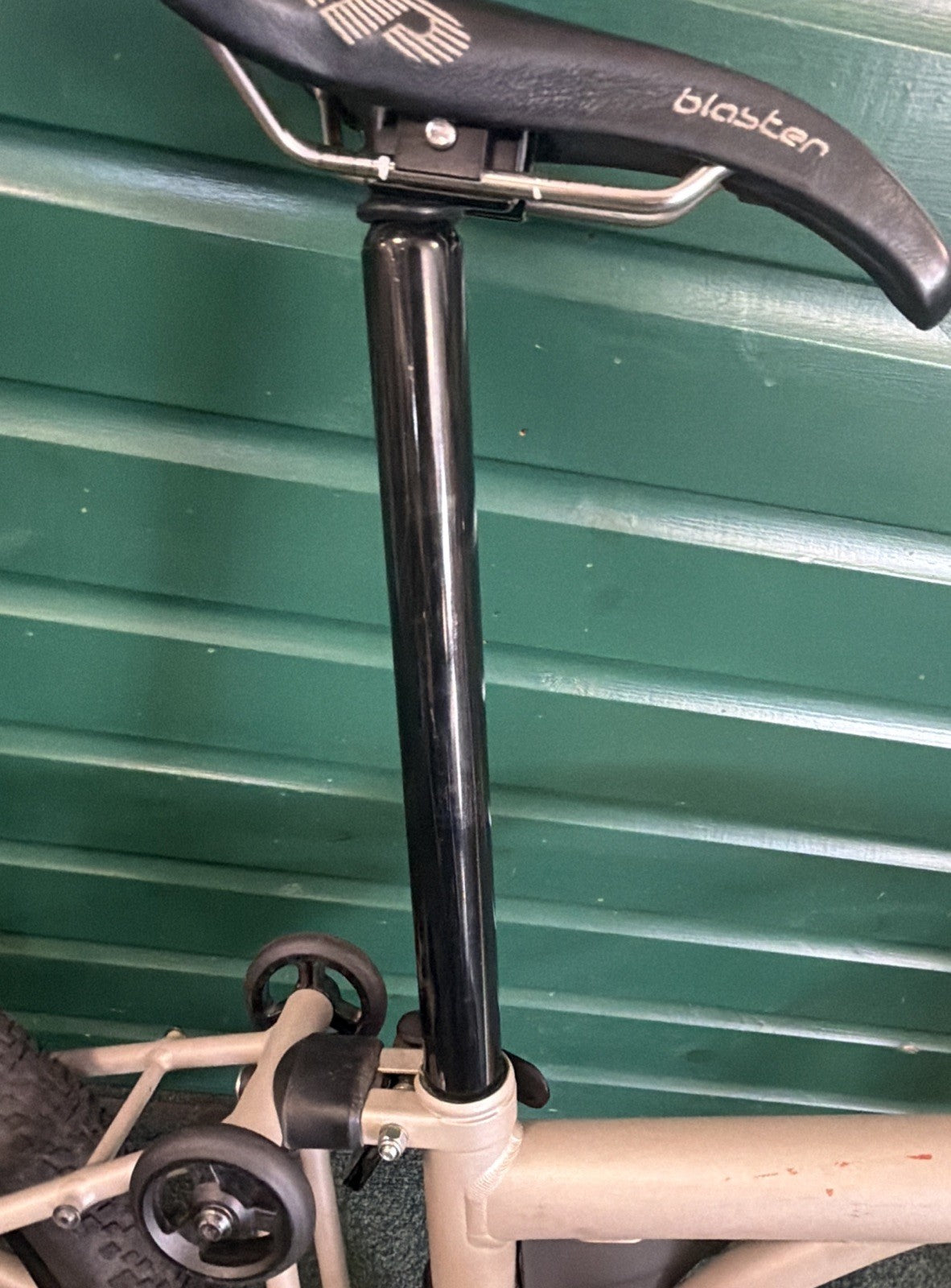 Brompton G Line Medium 8 Speed 20" Folding Bike Traildust White 2024