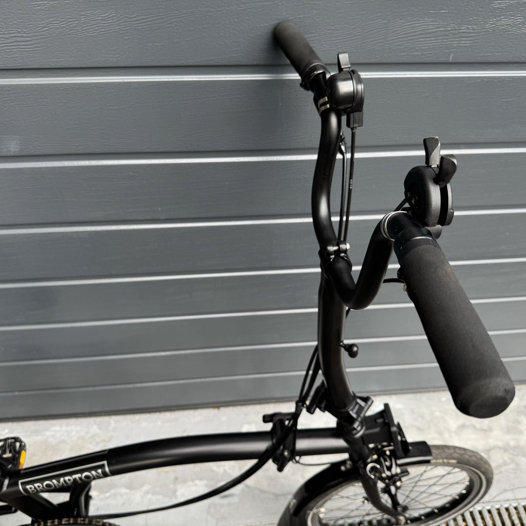 Brompton H6L 6 speed Black Edition with Extended Seatpost FAST FREE DELIVERY