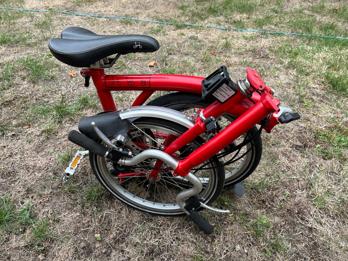 brompton folding bike 3 speed