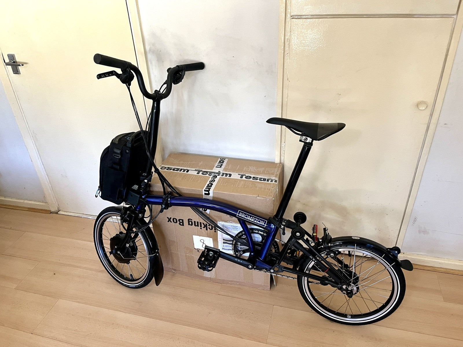 Brompton Elec C Line Explore 6 Speed - Bolt Blue / Black New