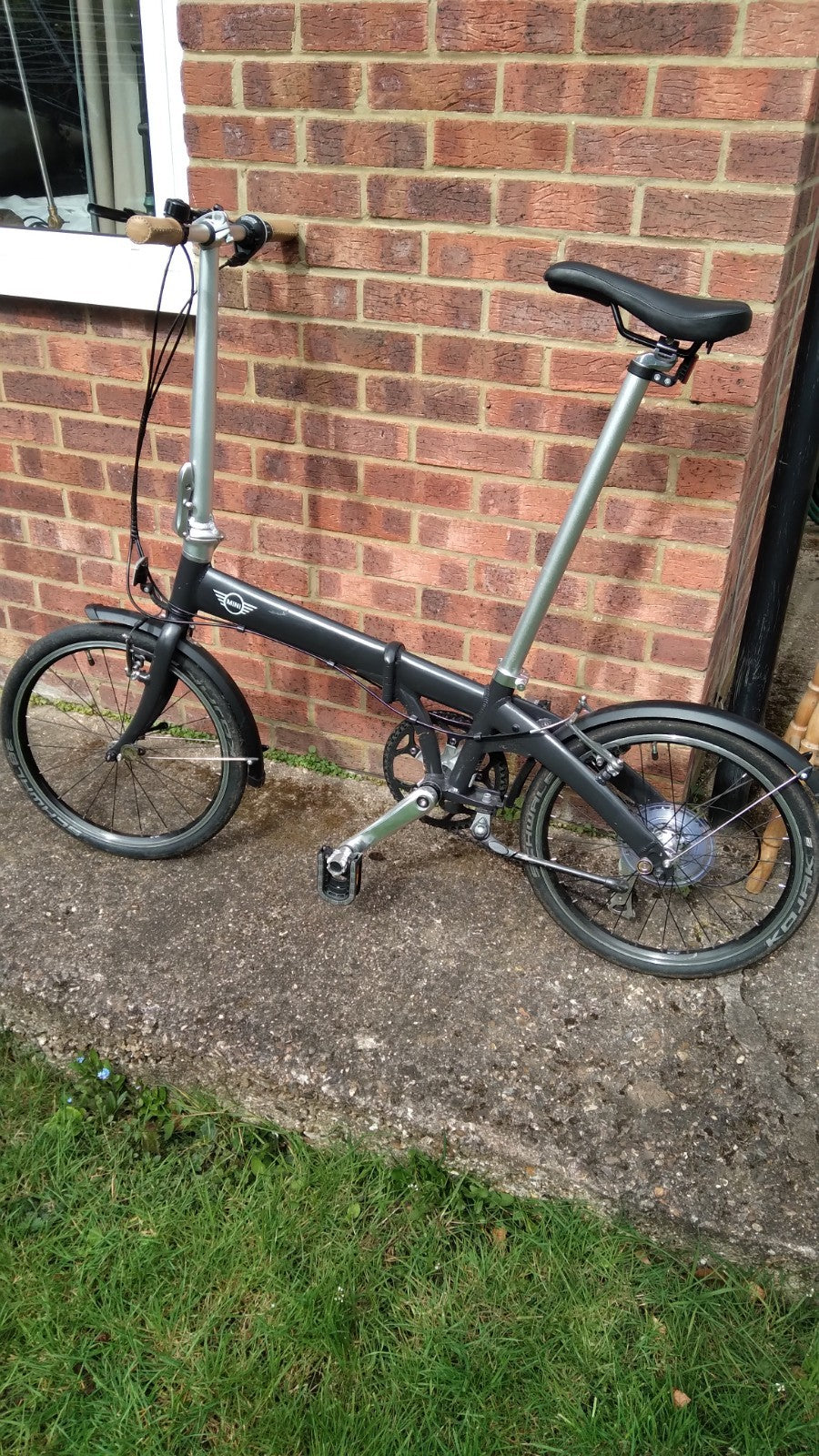 Mini/BMW folding bike, very good condition, super high quality build and parts.