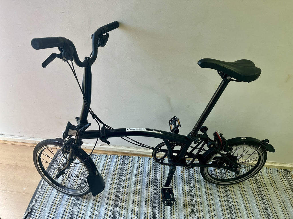 Brompton Bike 6-Speed Explore 2024, Black Mid Handlebar