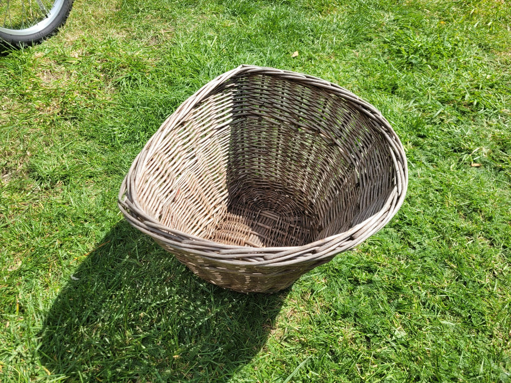Tricycle, Adults, folding, good quality and professionally assembled, basket