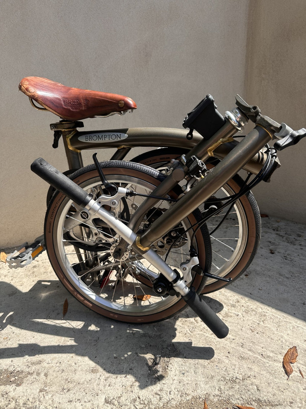 Brompton Superlight S2L-X, 2-speed, S-type flat bars, titanium fork and rear tri