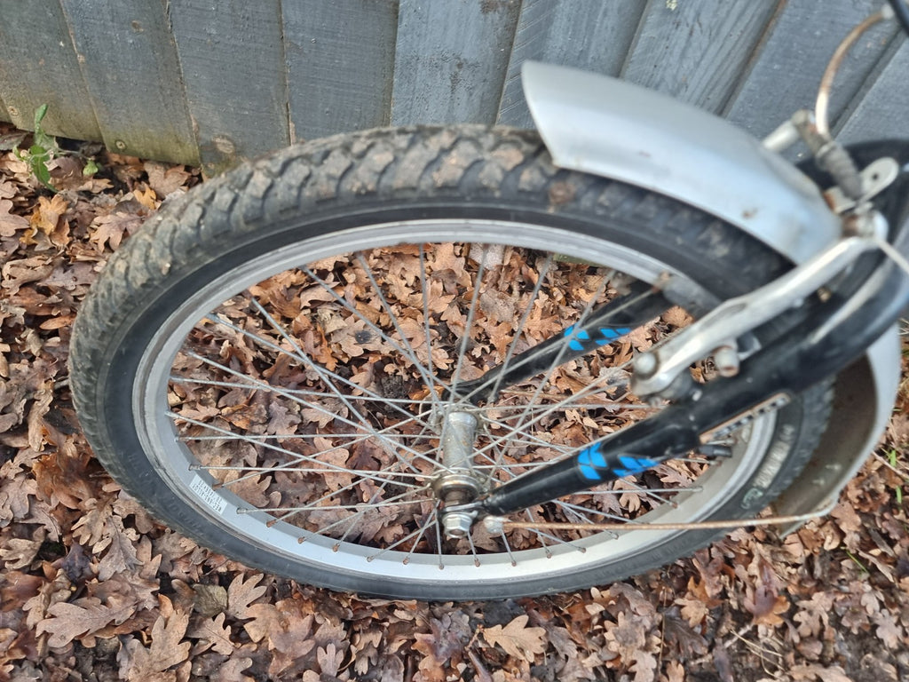 Challenge Gauntlet  Small Folding Bike Ideal Motorhome Camping