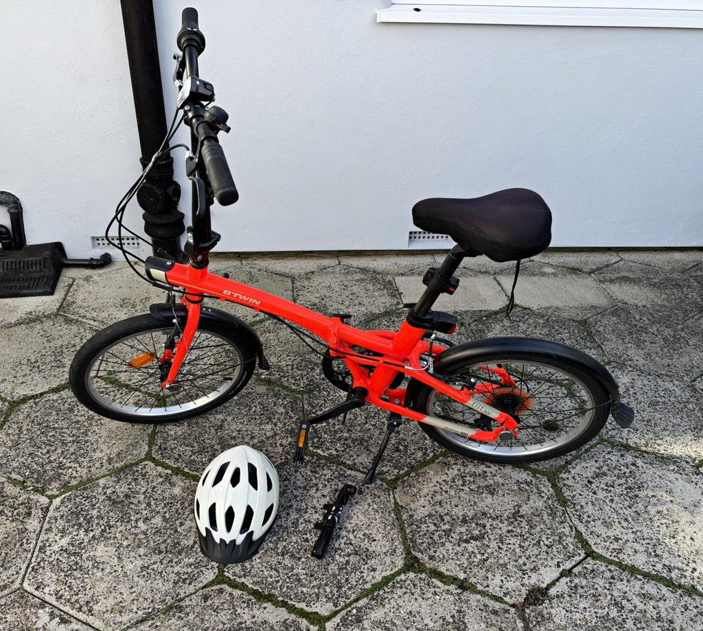 B'TWIN Tilt 500 20in Folding Bike Red/Black 7-Speed V-Brake Mudguards