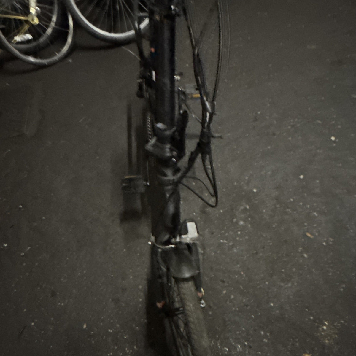 Raleigh Folding Bike Black 20 in Wheels M Frame V-Brakes Flat Bar Adj Seat