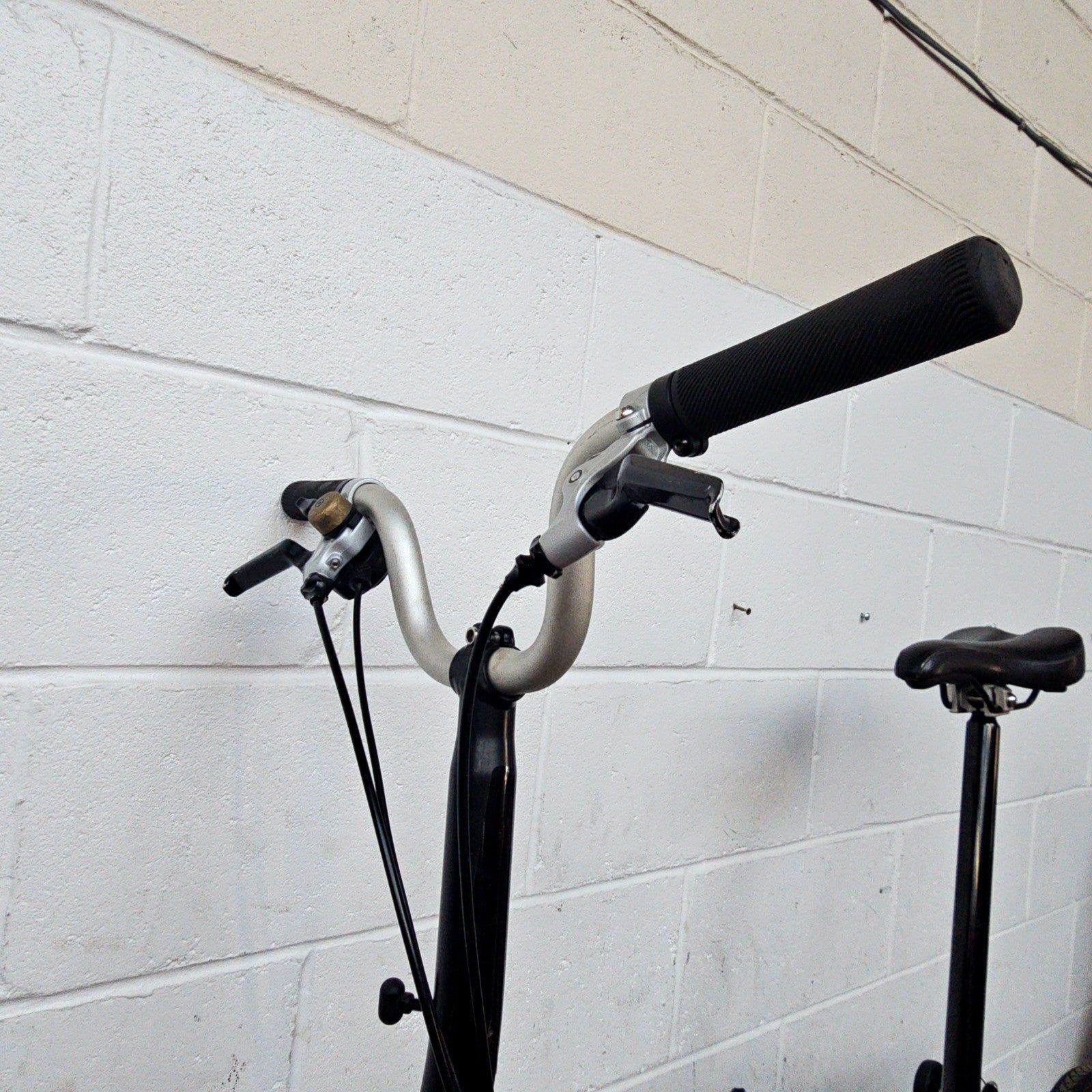 Brompton M3E Folding Bike 3-Speed – Professionally Serviced