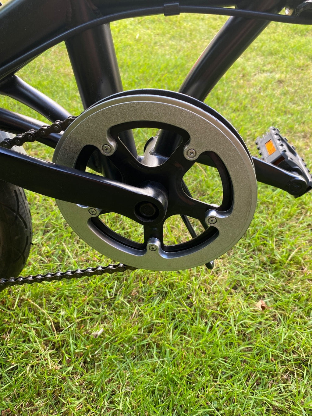 Windward Folding Bike   6 Shimano  Gears  16' Wheels' Bicycle  Fold Up v-Brakes