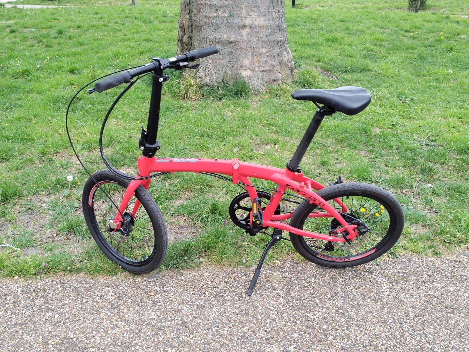 Carrera Intercity Folding Bike 8-Speed