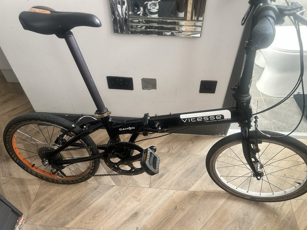 Dahon Vitesse 2013 Folding Bike 20in Black Derailleur Gears V-Brake