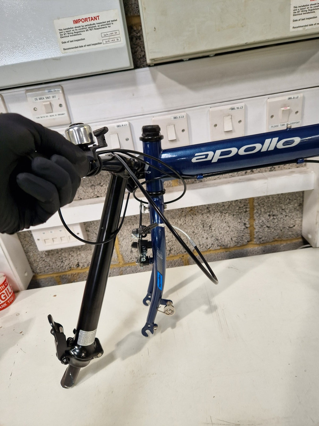Apollo Transport Compact Folding 20" Wheels Steel Frame 6-Speed Bike - Navy A