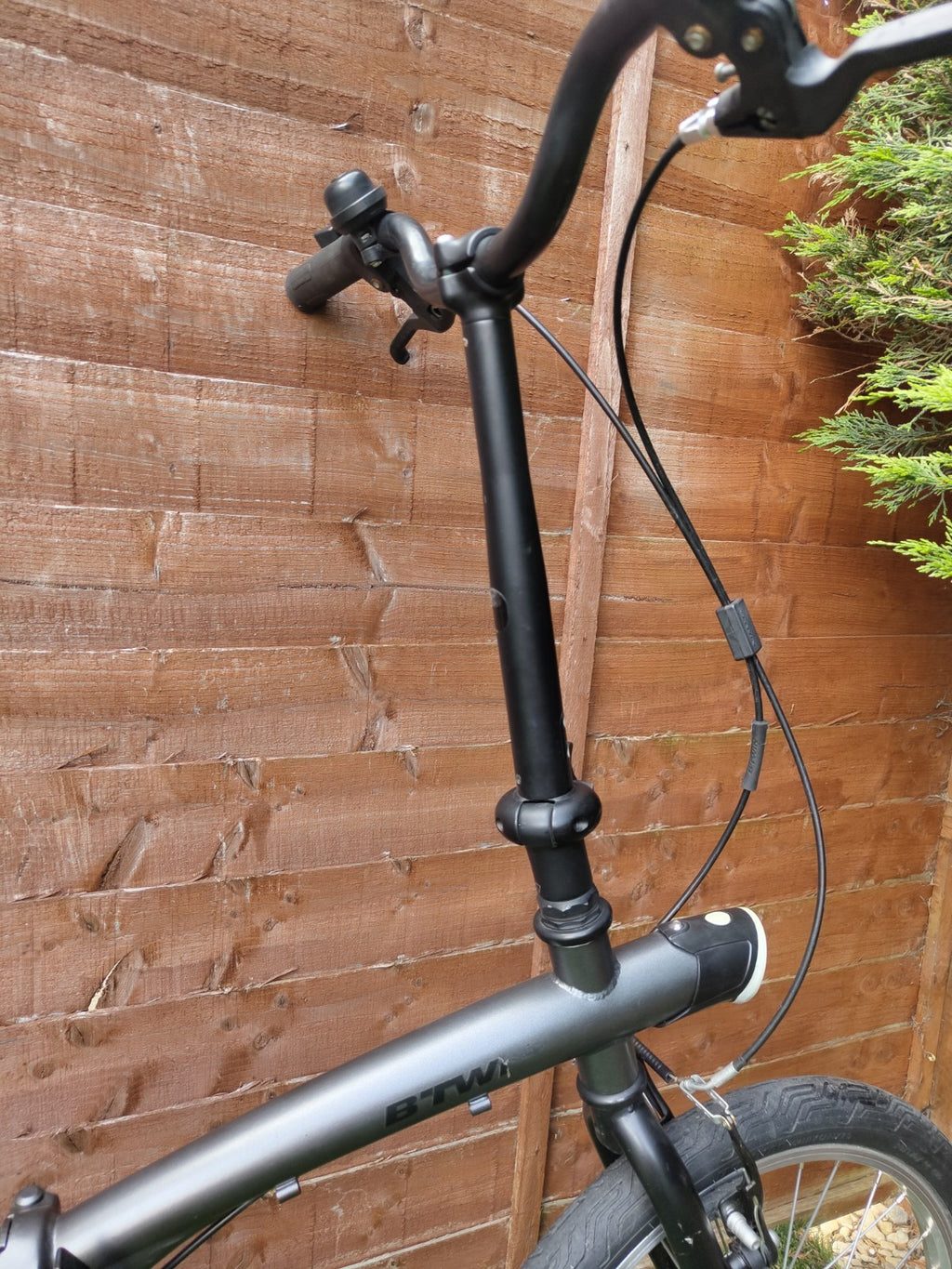 B'TWIN Folding Bike 20" Wheel - Compact Foldable Bicycle - Great Condition