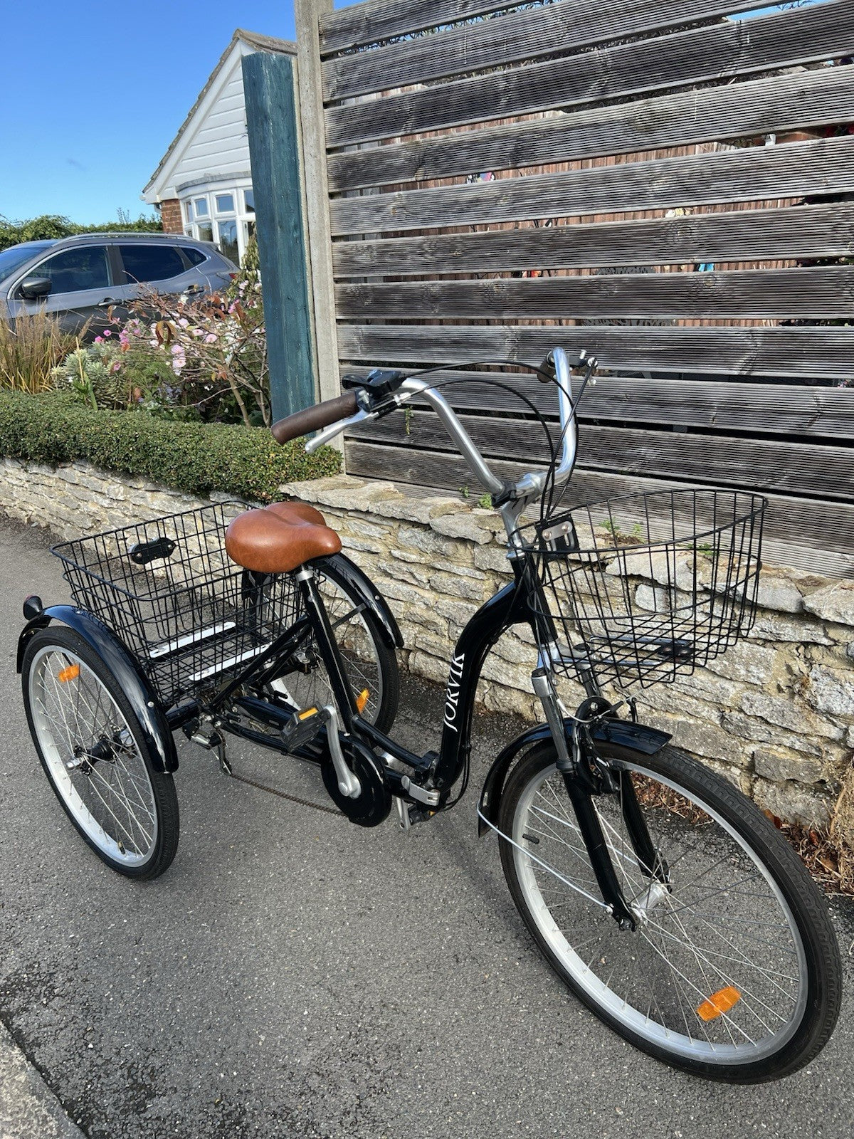 Jorvik folding adult tricycle, 24", 6-speed, black, with front and rear baskets