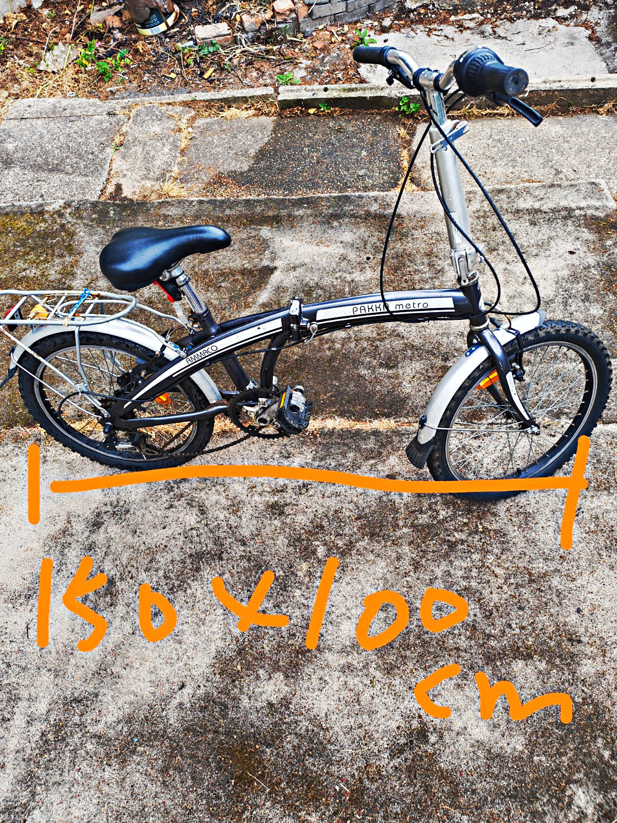 Ammaco Parka Metro 20in Folding Bike Black/Silver Rear Rack Mudguards