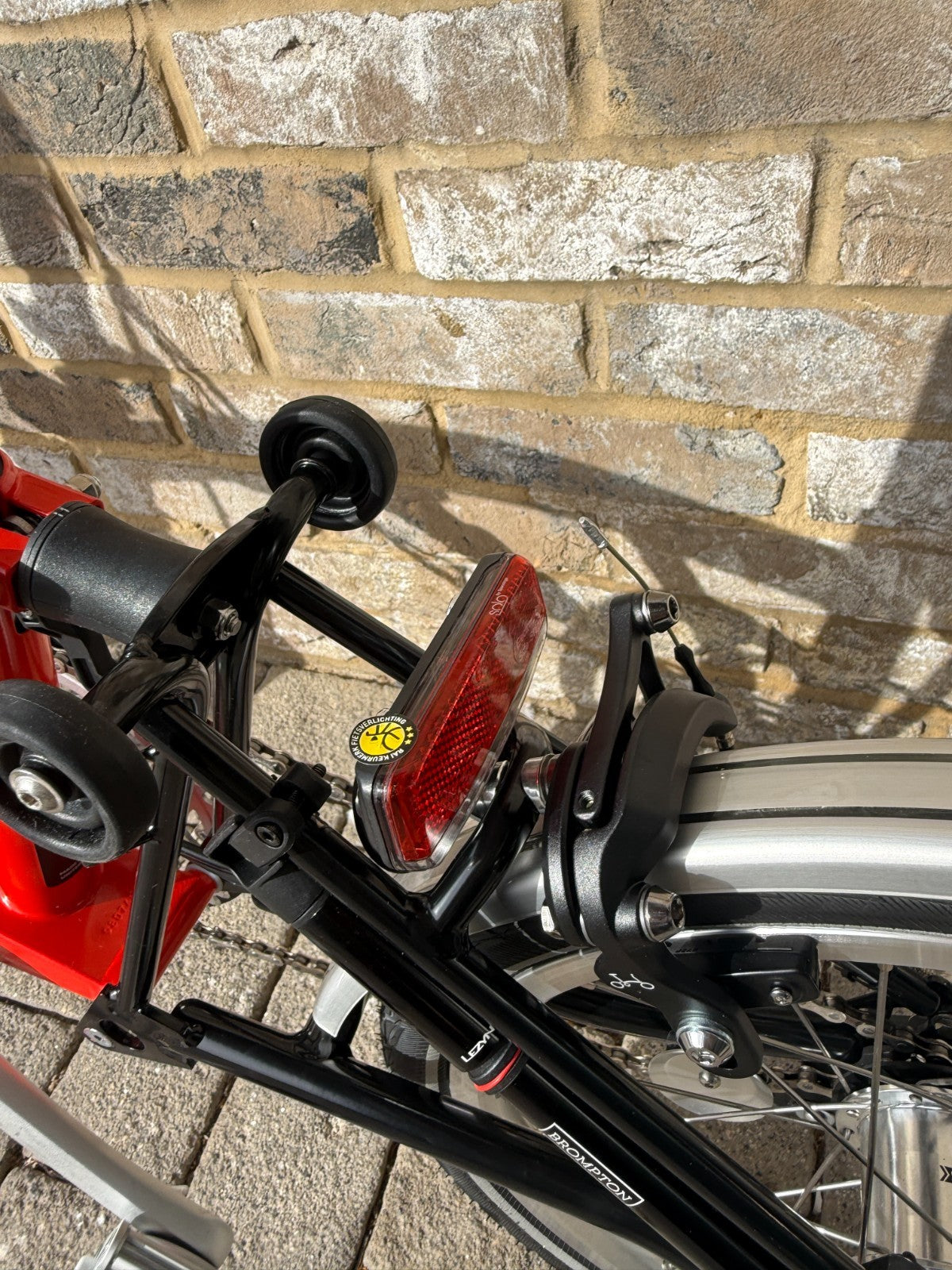 Brompton Rocket Red & Black 3 Speed Mid C Line M3L with Dynamo Lighting