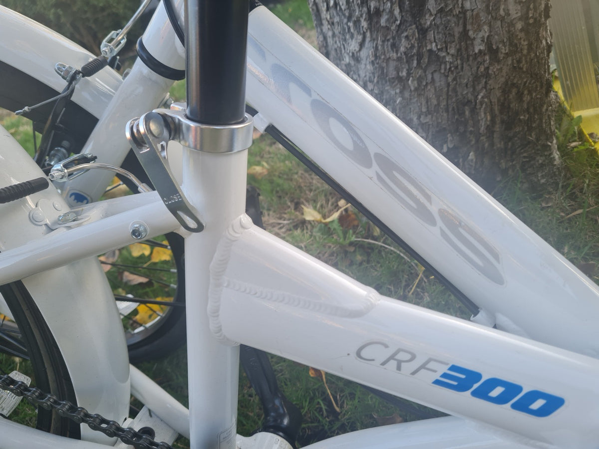 Cross CRF300 20in Folding Bike, Derailleur Gears, Mudguards, White