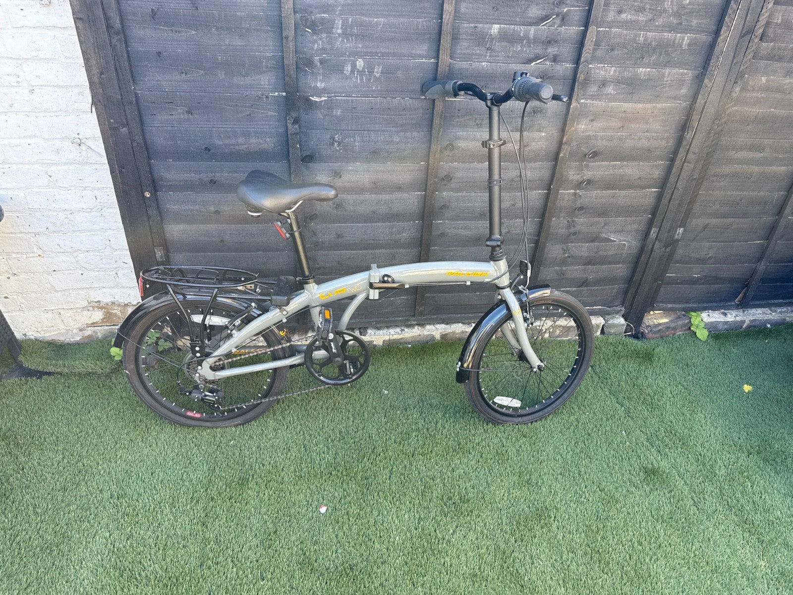 Raleigh folding bike used but amazing condition