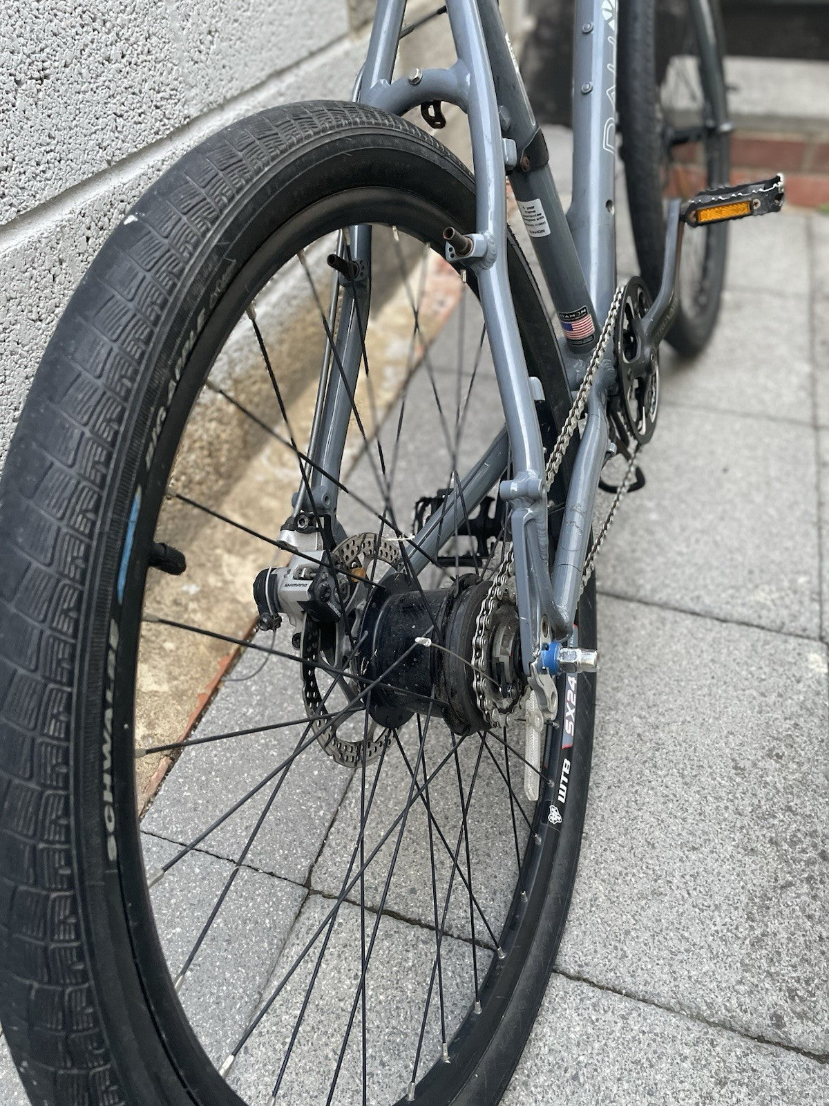 Dahon Cadenza Folding Hybrid Bike - Project / Needs TLC (Brakes & Gears)