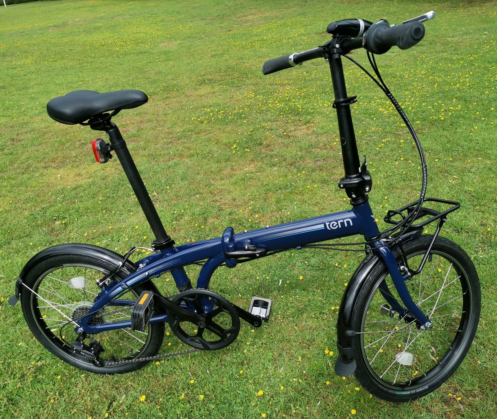 TERN LINK B7    Folding Bike  With Extras    -   ONE WEEKS USE ONLY