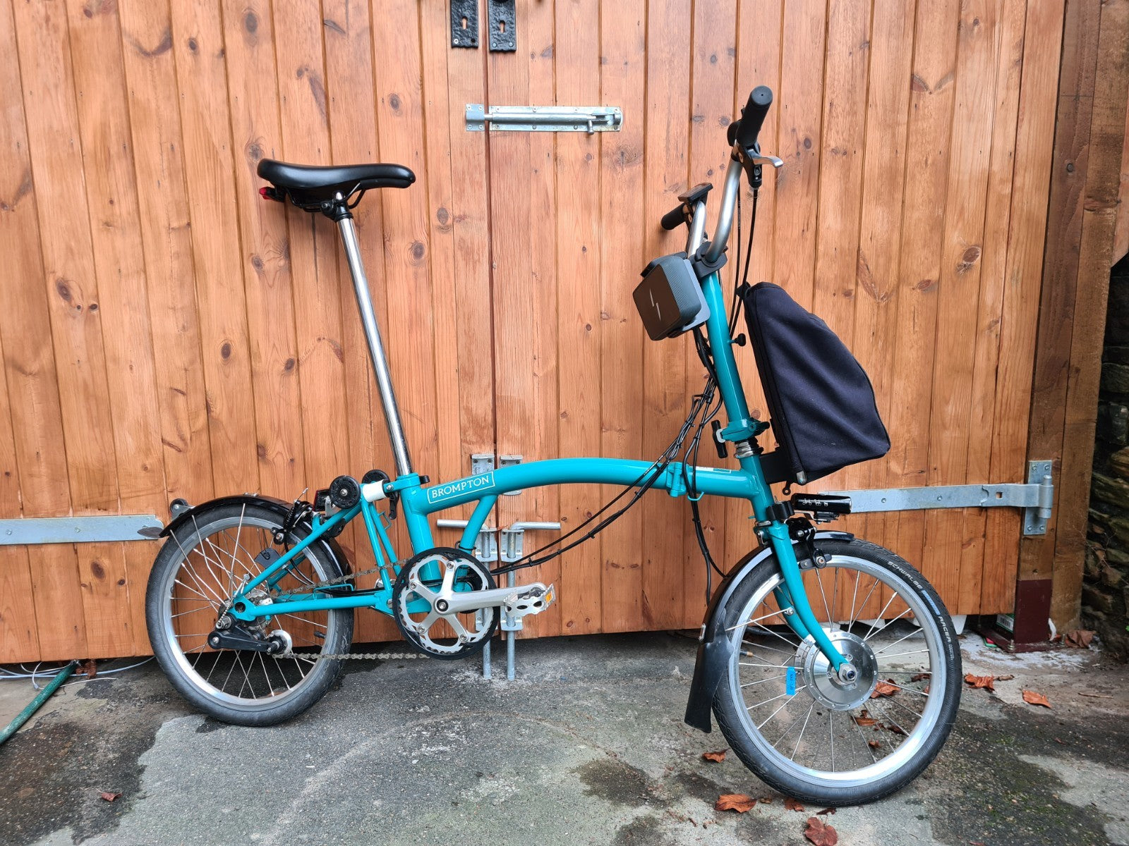 Brompton w/ Swytch kit B75 2021 250km Battery, lights And Bag + upgrades
