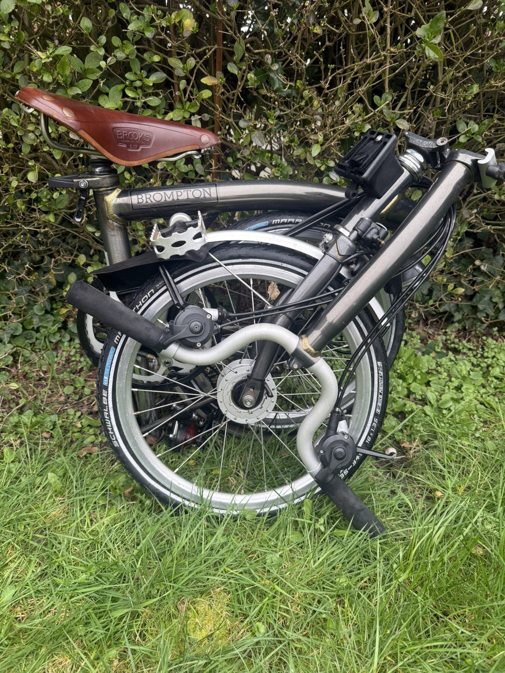 2017 Brompton M3R Folding Bike, Raw Lacquer, Brooks B17 Saddle, Dynamo Hub Light
